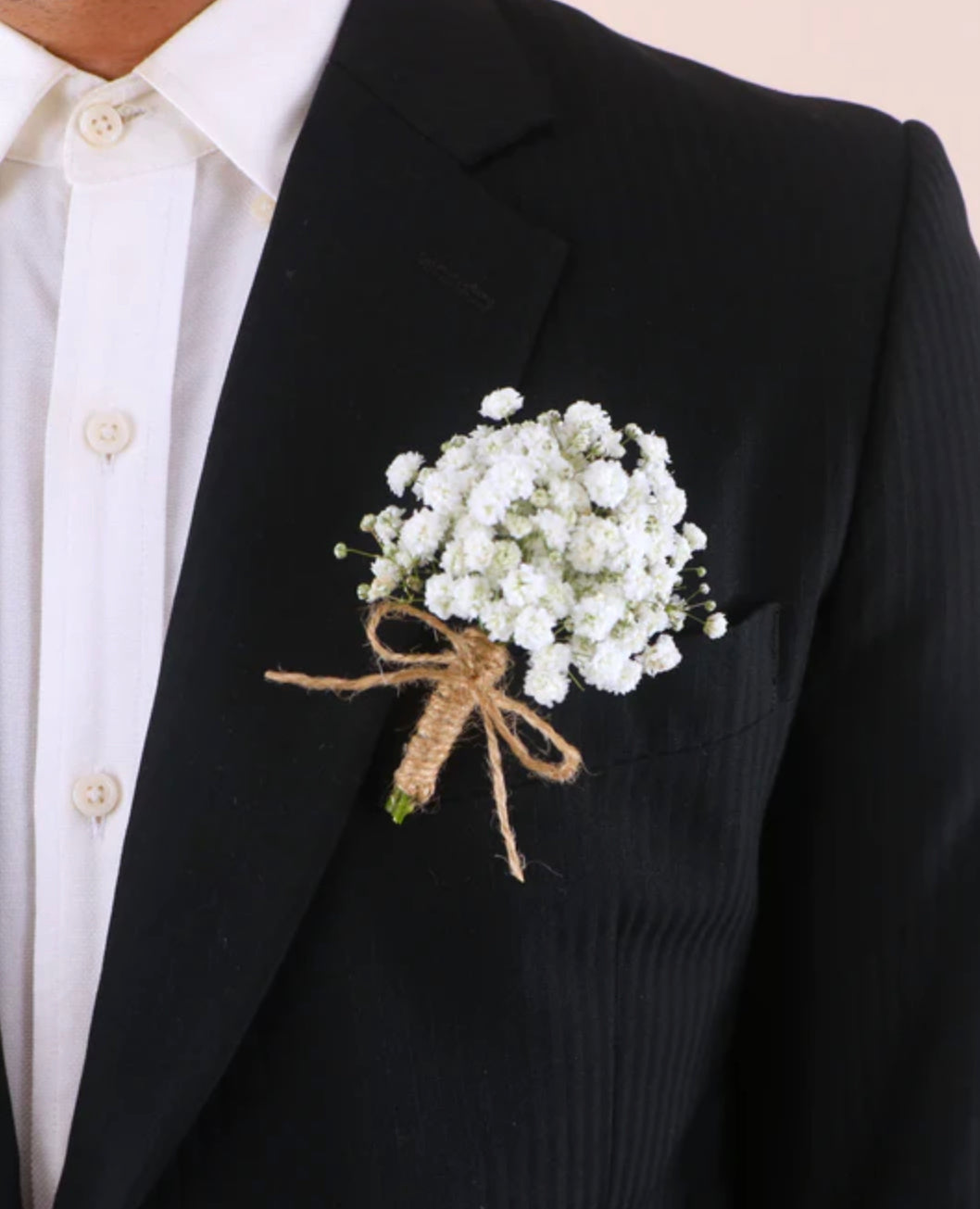 Baby Breath Boutonniere